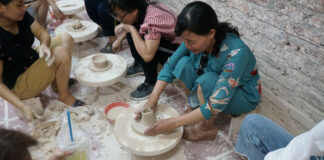 Làng gốm Bát Tràng ở đâu? Du lịch có gì hay?