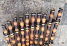 Bamboo pipe smoking store in Ha Noi