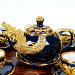 Ấm chén mạ vàng