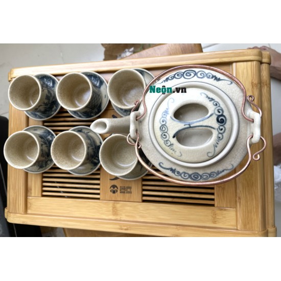 Ấm tích pha chè xanh vẽ sơn thủy men rạn AT01