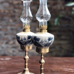 Đèn dầu giả cổ bọc đồng men rạn vai vuông DD05