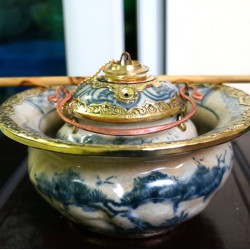 Điếu bát họa tiết nổi giả cổ men rạn bọc đồng DB04