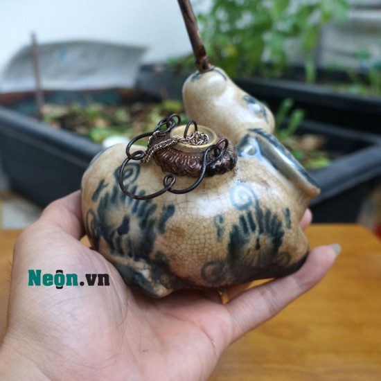 Điếu mini giả cổ men rạn hình trâu