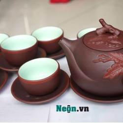 Bộ ấm chén tử sa Bát Tràng đắp nổi Trường Thọ Đại AC50