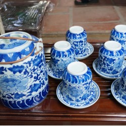 Ấm tích pha trà xanh men lam cổ vẽ hoa dây Bát Tràng AC53