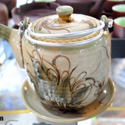 Bộ ấm chén men giả cổ họa tiết cá