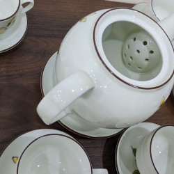 Ấm chén Bát Tràng men kem vẽ tay hoa Đại AC40C