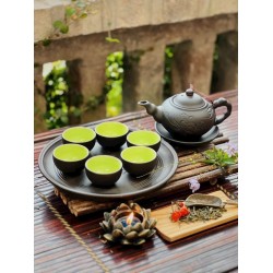 Bộ ấm chén tử sa Bát Tràng khắc sen khay tròn AC56B Bộ ấm chén tử sa Bát Tràng khắc sen khay tròn AC56B