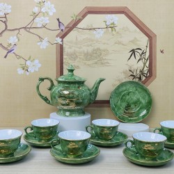 Ấm chén Bát Tràng vẽ vàng Thuận Buồm Xuôi Gió men vân đá xanh lá AC69B