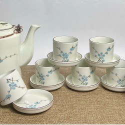Bộ ấm tích pha trà xanh Bát Tràng men kem vẽ hoa đào xanh 1,4 lít AT12A