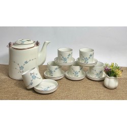 Bộ ấm tích pha trà xanh Bát Tràng men kem vẽ hoa đào xanh 1,4 lít AT12A