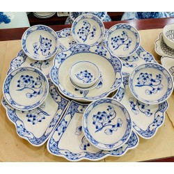 Bộ bát đĩa hoa mặt trời vẽ sen xanh DA02B