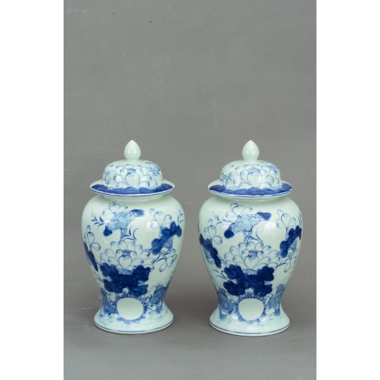 Chóe đựng rượu Bát Tràng men lam vẽ Sen Cá CE05