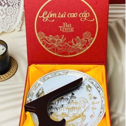 Đĩa trang trí vẽ vàng Thuận Buồm Xuôi Gió màu theo phong thủy D42 Đĩa trang trí vẽ vàng Thuận Buồm Xuôi Gió màu theo phong thủy D42