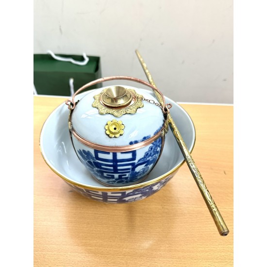 Điếu bát tô men chàm giả cổ vẽ Mai Cài Thọ bọc đồng DB19A Điếu bát tô men chàm giả cổ vẽ Mai Cài Thọ bọc đồng DB19A