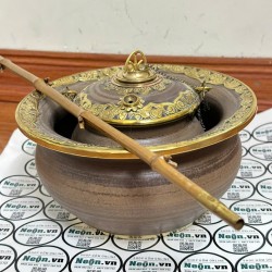 Điếu bát vân giả gỗ men nâu bọc đồng DB42