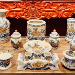 Bộ đồ thờ men rạn đắp nổi sen Bát Tràng DT33B