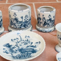 Bộ đồ thờ 3 bát hương men rạn vẽ sen Bát Tràng DT38B