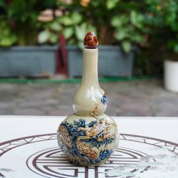 Nậm rượu men hoàng thổ đắp nổi rồng NR18