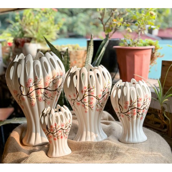 Lọ hoa dáng bàn tay Phật vẽ hoa đào LH033HĐ