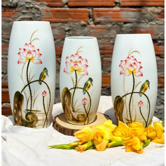 Lọ hoa dáng bom sen đỏ LH035B