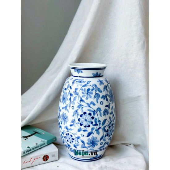 Lọ hoa Bát Tràng dáng cổ loe men lam vẽ hoa dây LH038A