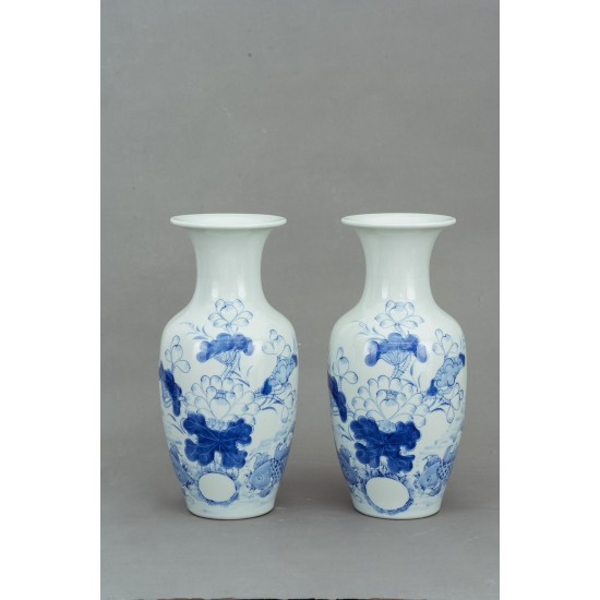 Đôi lọ hoa thờ men lam Sen Cá LHT03B