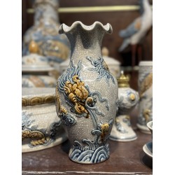 Lọ hoa thờ miệng lượn men rạn đắp nổi Rồng LHT05A