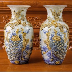 Lọ hoa thờ men rạn đắp nổi Công Đào LHT06A