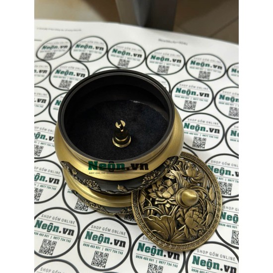 Lư đồng đốt trầm khắc hoa sen LX03