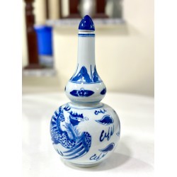 Nậm rượu vẽ phượng men lam 650ml NR05C