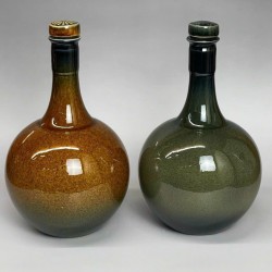 Nậm rượu dáng tròn màu men mật NR14 Nậm rượu dáng tròn màu men mật NR14