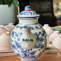 Bình rót rượu Bát Tràng men lam giả cổ vẽ hoa mẫu đơn NR17C