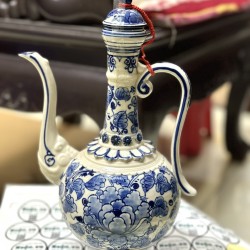 Bình rót rượu Bát Tràng men lam giả cổ vẽ hoa mẫu đơn NR17E