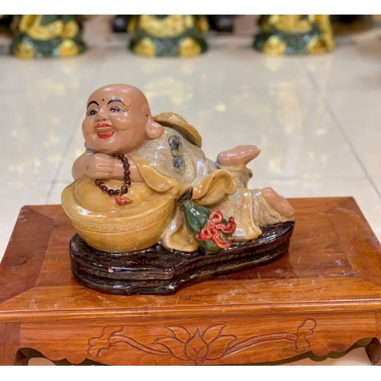 Tượng gốm Bát Tràng Di Lặc nằm thư thái cao 23cm TDL01A