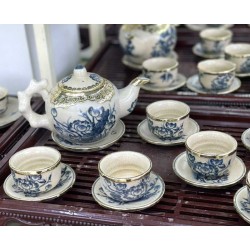 Bộ ấm chén men rạn Bát Tràng vẽ hoa sen bọc đồng AC31C