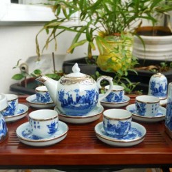 Bộ ấm chén bọc đồng Bát Tràng Trúc Lâm Thất Hiền men lam AC33C