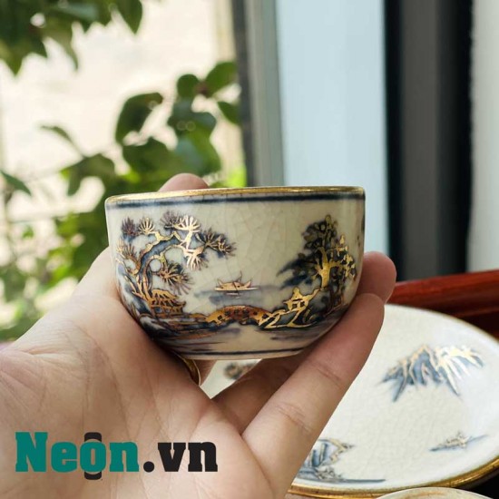 Bộ ấm chén Bát Tràng cao cấp vẽ vàng họa tiết Tùng chùa AC38B