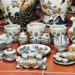 Bộ đồ thờ ban treo tường men rạn đắp nổi rồng vàng Bát Tràng DT36