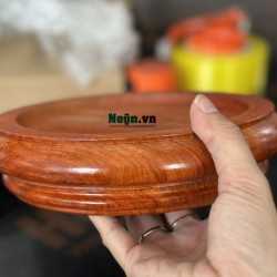 Chân đế gỗ hương đá nguyên khối nhiều kích thước Chân đế gỗ hương đá nguyên khối nhiều kích thước