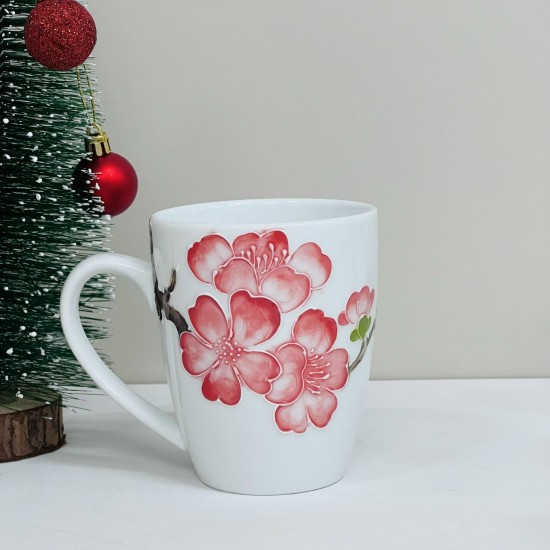 Cốc (Ly) sứ trắng vẽ hoa nổi Bát Tràng Cốc (Ly) sứ trắng vẽ hoa nổi Bát Tràng