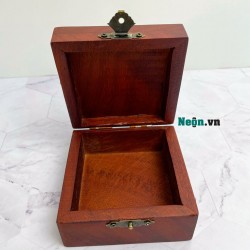 Hộp đựng thuốc lào bằng gỗ hình vuông HD01