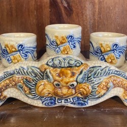 Bộ kỷ ngai 3 chén thờ men rạn đắp nổi rồng KN01R3 Bộ kỷ ngai 3 chén thờ men rạn đắp nổi rồng KN01R3