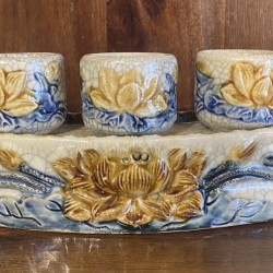 Bộ kỷ cong 5 chén thờ men rạn đắp nổi hoa sen KC01S Bộ kỷ cong 5 chén thờ men rạn đắp nổi hoa sen KC01S