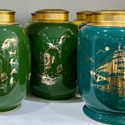 Bình đựng trà vẽ vàng LC03A