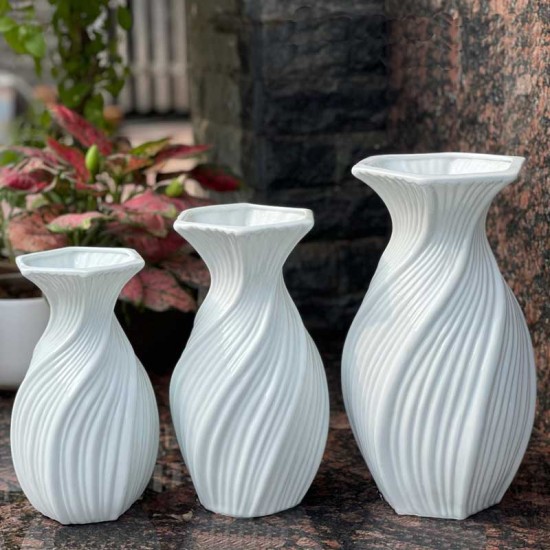 Lọ hoa xoắn trắng khử LH08