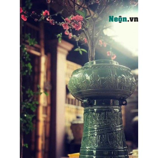 Bình hoa khắc nổi trống đồng xanh ngọc LH12