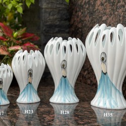 Lọ hoa dáng bàn tay Phật vẽ cô gái LH033CG Lọ hoa dáng bàn tay Phật vẽ cô gái LH033CG