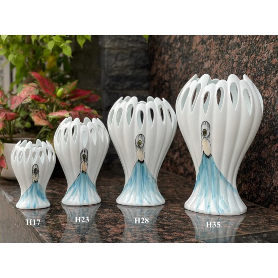 Lọ hoa dáng bàn tay Phật vẽ cô gái LH033CG