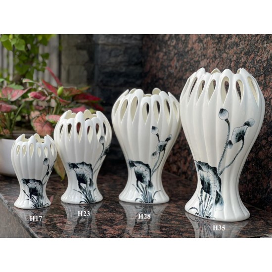 Lọ hoa dáng bàn tay Phật vẽ hoa sen đen LH033Đ